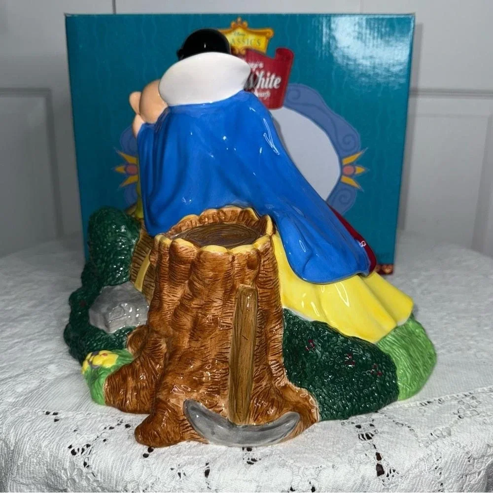 RARE Vintage Disney Treasure Craft Snow White kissing Dopey‎ Cookie Jar w/box